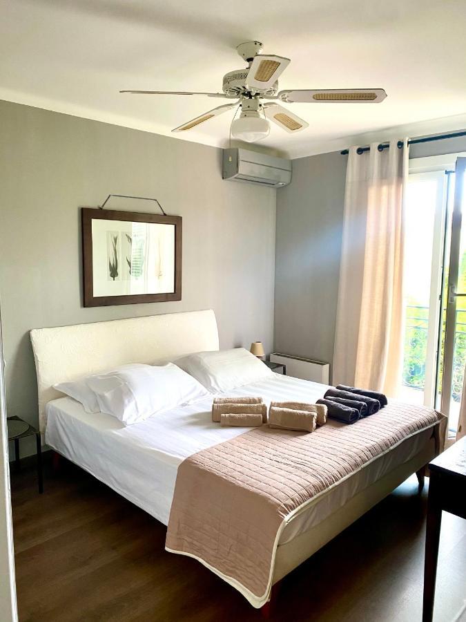 Tropezina Apartment แซ็ง-ทรอเป ภายนอก รูปภาพ